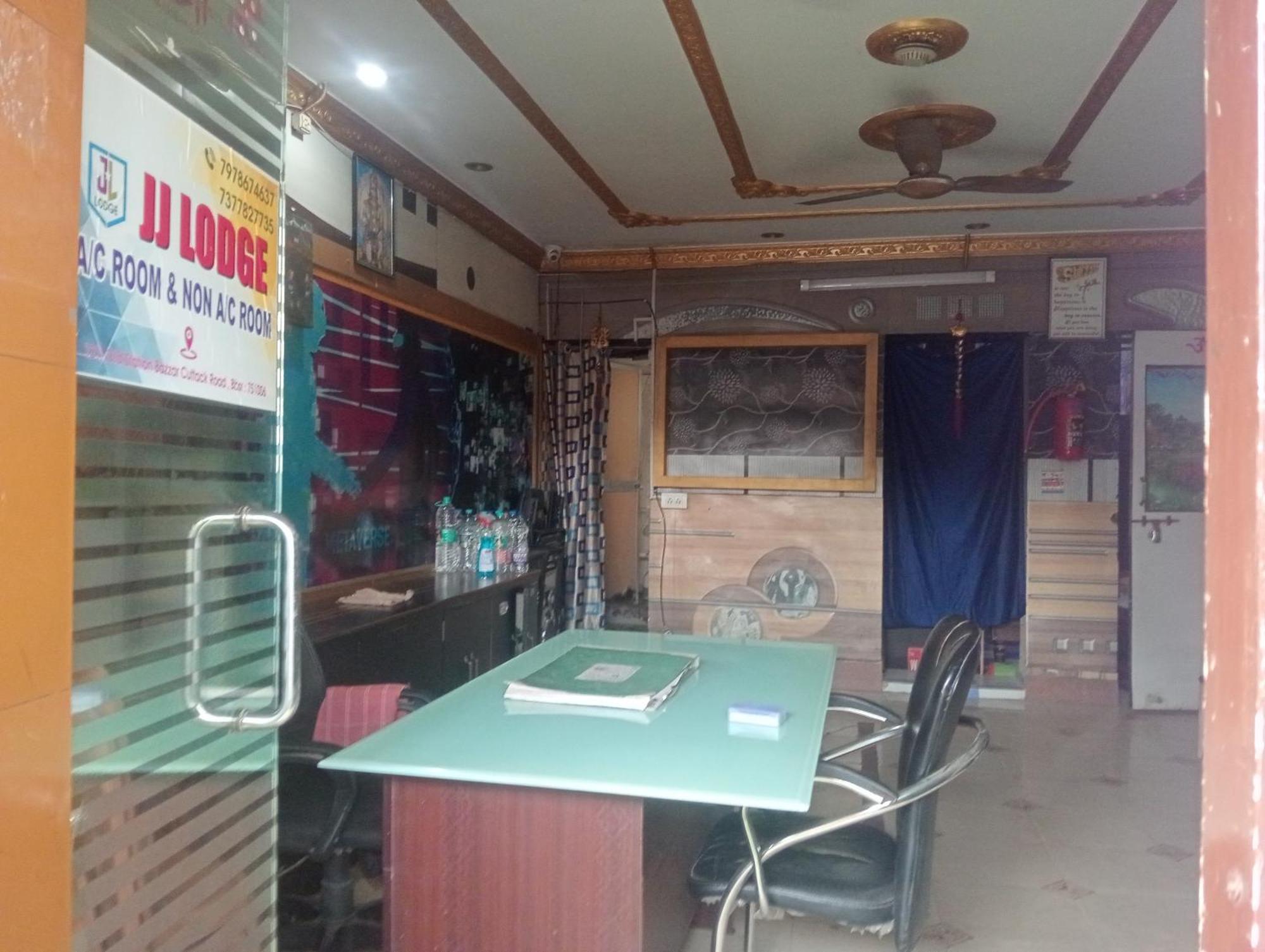 Jj Lodge Ac Room Bhubaneswar Exterior foto